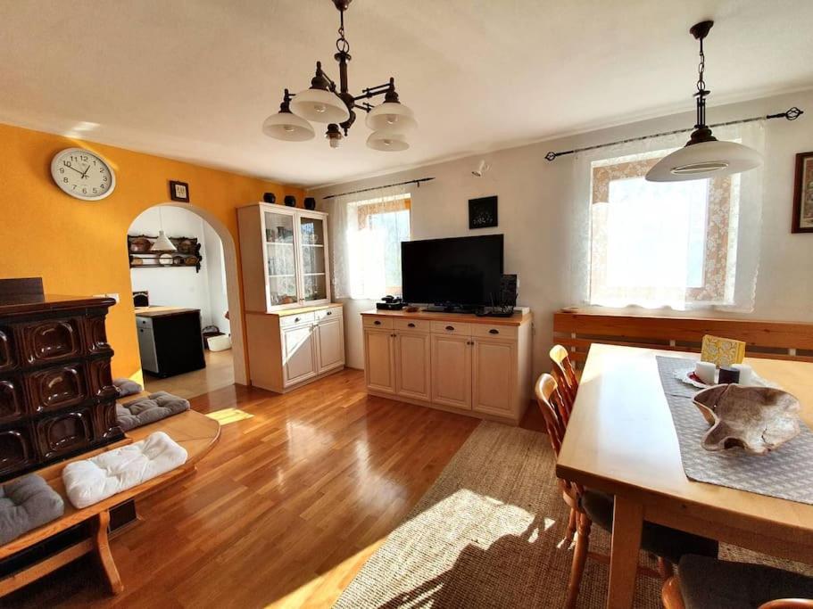 Villa House Pucnk-Beautiful Countryside Zelezniki Esterno foto